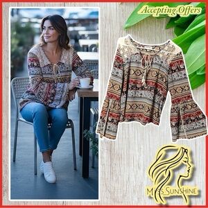 Olsenboye - Sz XL - wide sleeved slit shirt - see thru lace shoulders